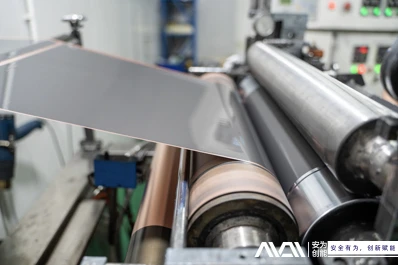 Elektrod positif bateri lithium yang disalut dengan kelebihan seramik: prinsi...